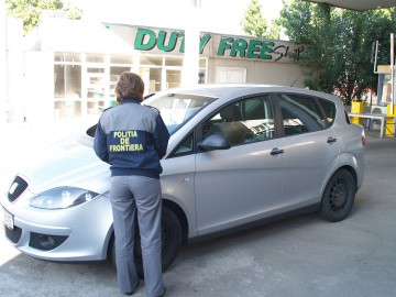 Autoturisme cu ITP-uri false, descoperite în Ostrov